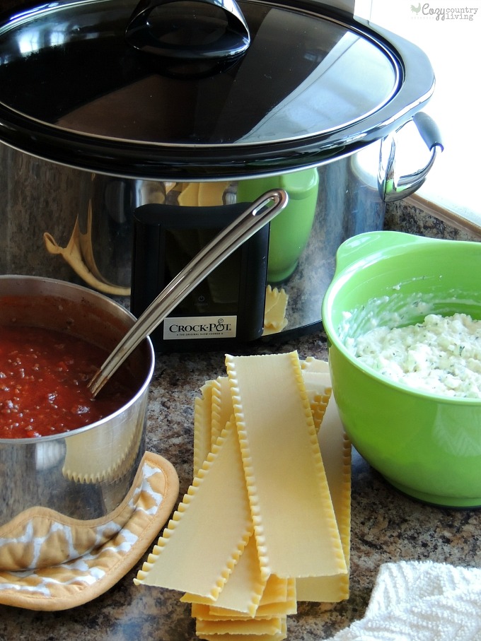 Ingredients for Crockpot Lasagna