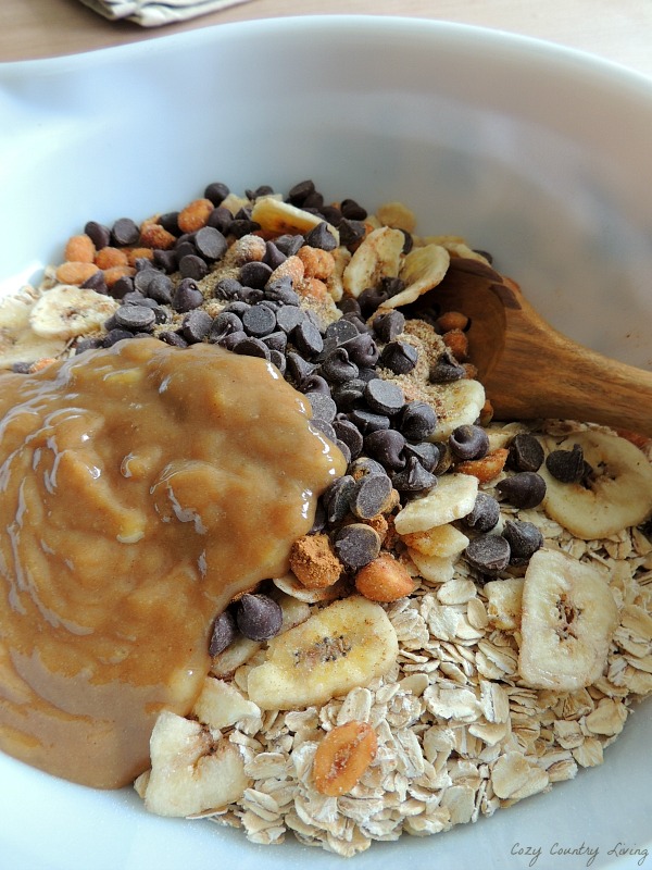 Ingredients for Peanut Butter & Banana Nut Chewy Granola Bars