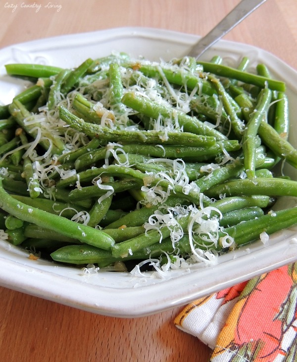 Delicious Parmesan & Garlic Green Beans