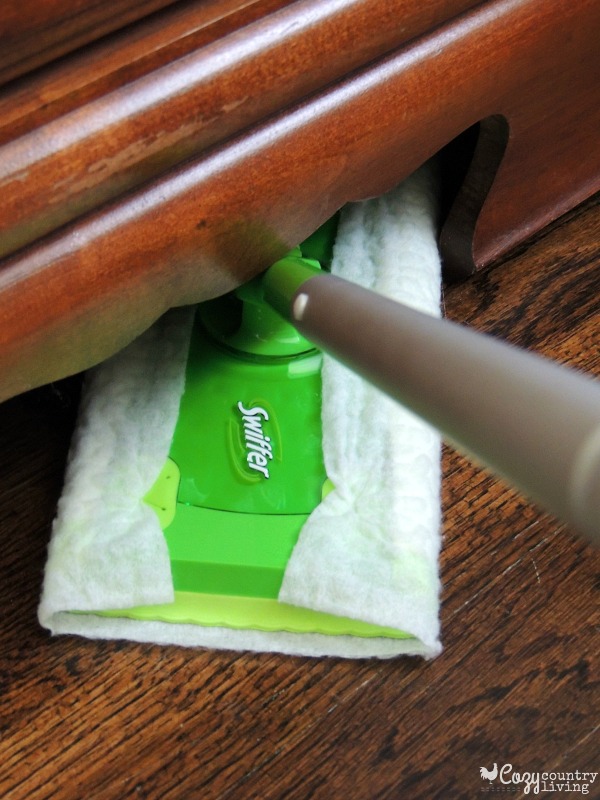 Swiffer Sweeper in Tight Spaces