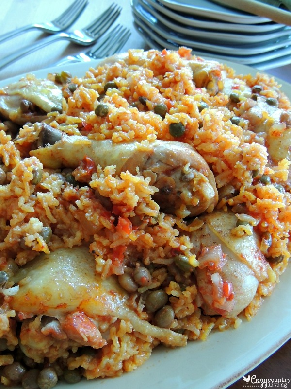 Delicious Puerto Rican Style Chicken & Rice