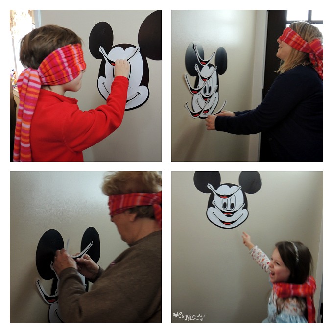 Pin The Smile On Mickey Game #DisneySide Party