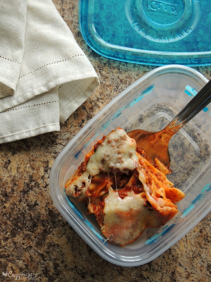 Storing Crockpot Lasagna in GladWare Freezer Cooking