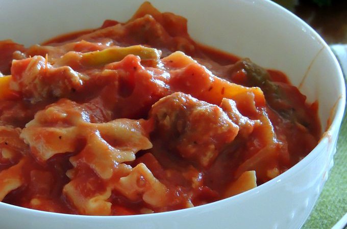 One Pot Italian Sausage Pepper & Onion Pasta Dinner