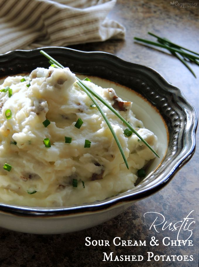 Rustic Sour Cream & Chive Mashed Potatoes