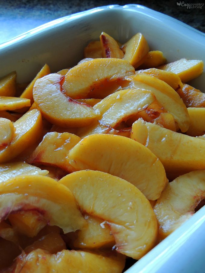 Fresh Sliced Peaches for Cobbler