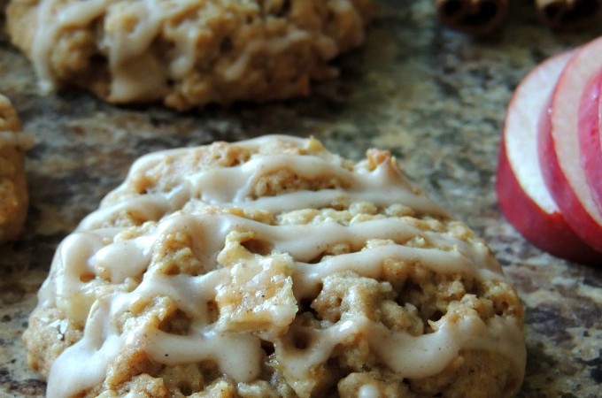 Fall Inspired Chewy Apple & Cinnamon Oatmeal Cookies for Dessert