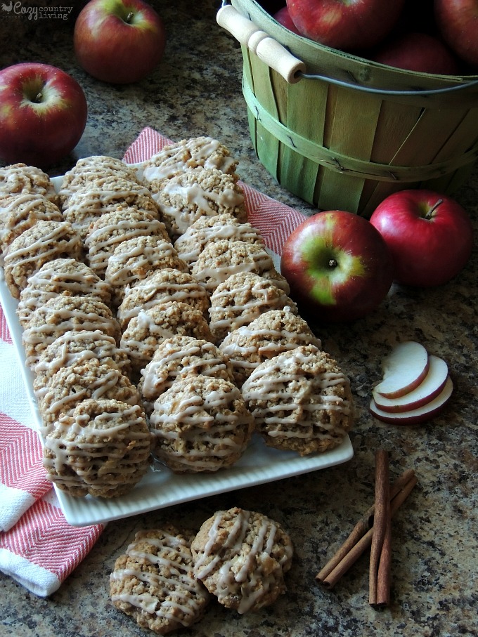 Fall Inspired Chewy Apple & Cinnamon Oatmeal Cookies