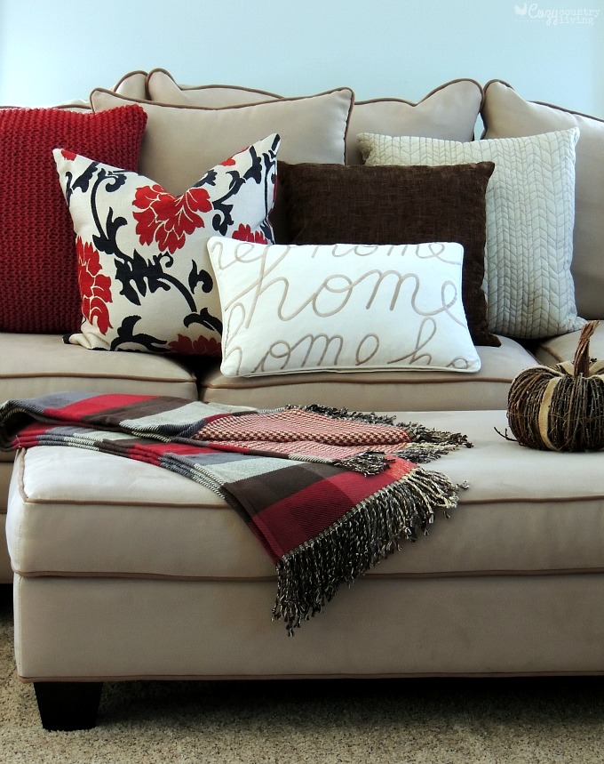 Fall Living Room Decor Pillows & Blankets