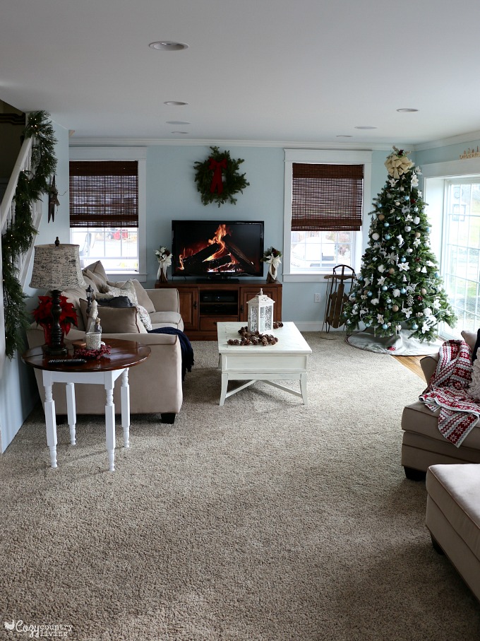 Living Room Decorated for Christmas