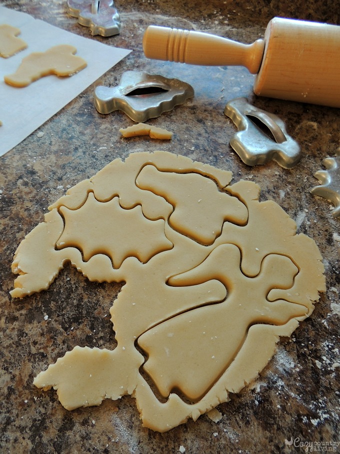 More Christmas Butter Cookie Cutouts