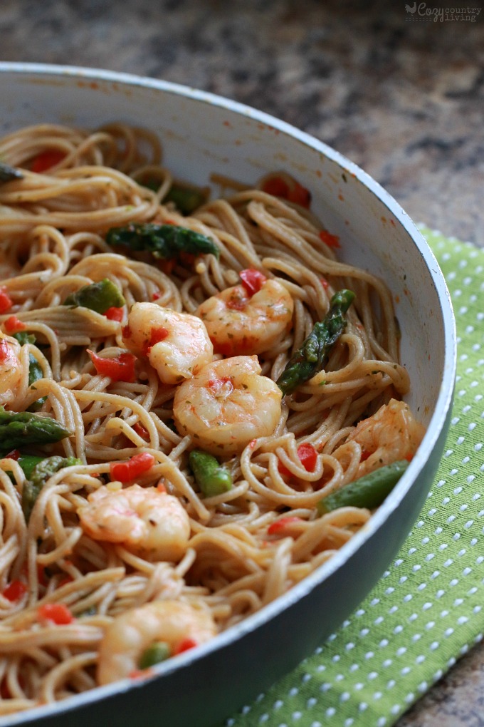 Shrimp Scampi with Asparagus & Pasta 15 Minute Dinner