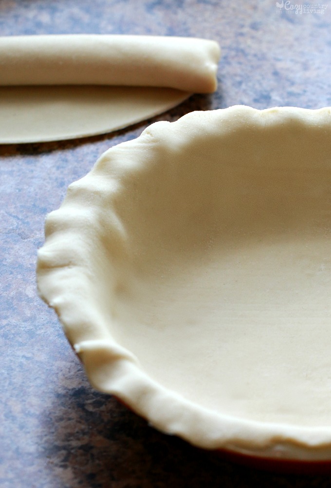 Pie Crust for Cheesy Sausage & Pepperoni Pot Pie