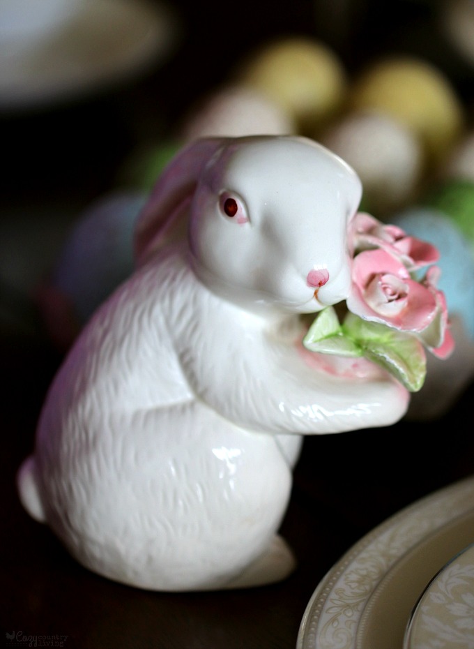 Vintage Style Rabbit Easter Spring Table Decor