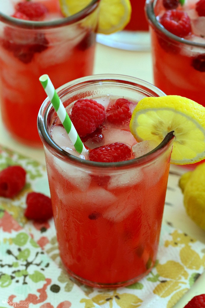 Fun Summer Raspberry Lemonade Punch Drink