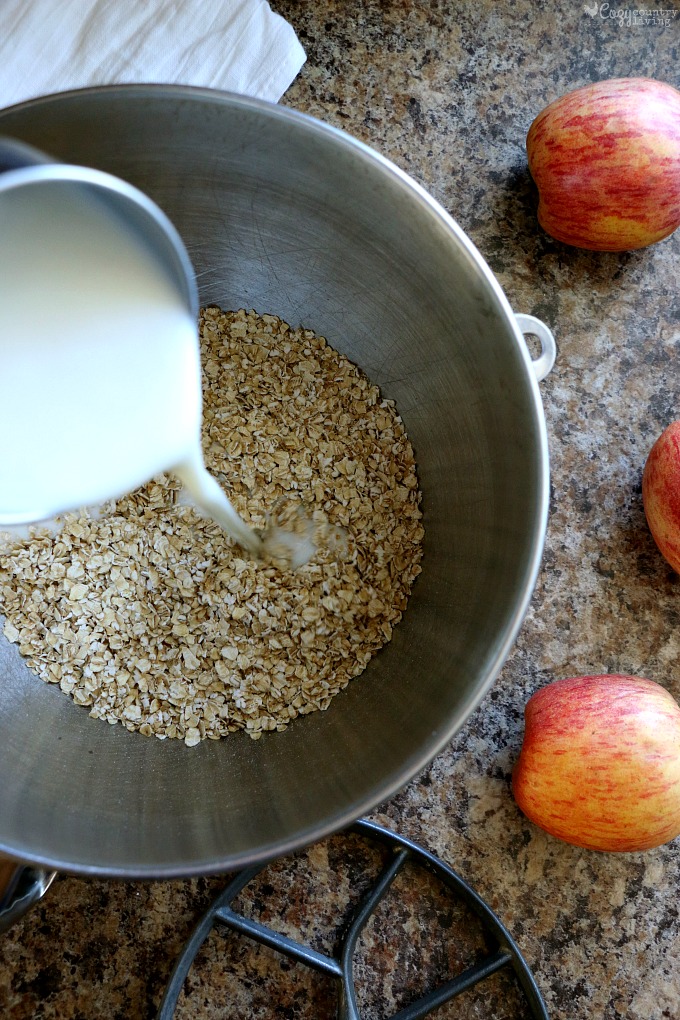 Adding Buttermilk to Oats for Muffins