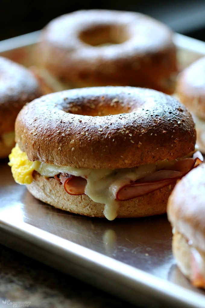Hot Ham, Egg & Pepper Jack Bagel Sandwiches for Breakfast